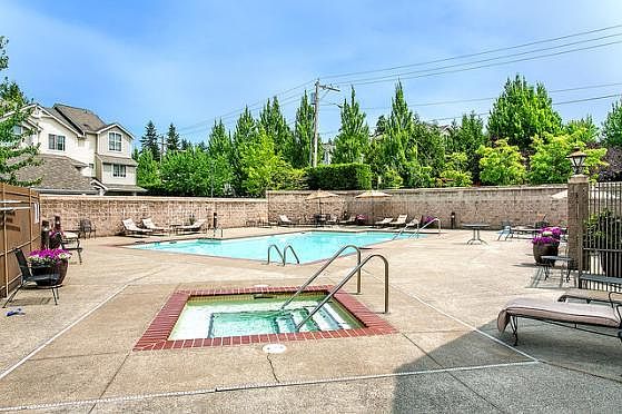 3rd image of 16125 Juanita Woodinville Way NE Unit 1513
