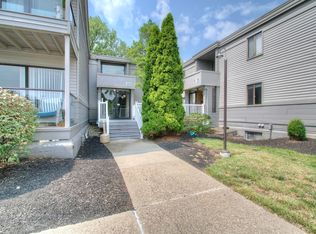 112 Winding Way UNIT F, Covington, KY 41011