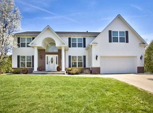 6949 Bowman Ln NE, Cedar Rapids, IA 52402