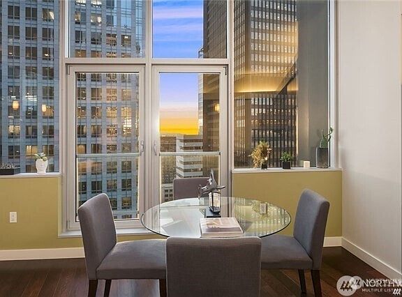 5th image of 909 5th Ave Unit 1100