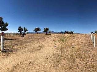 9376 Arrowhead Rd, Phelan, CA 92371