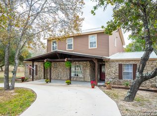 1105 Clover Ct, Adkins, TX 78101