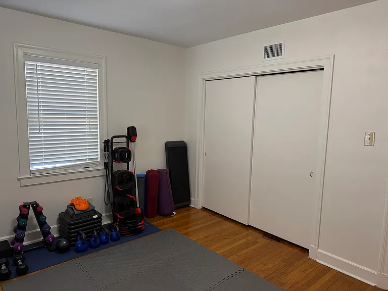 511 Topaz St — Photo 12