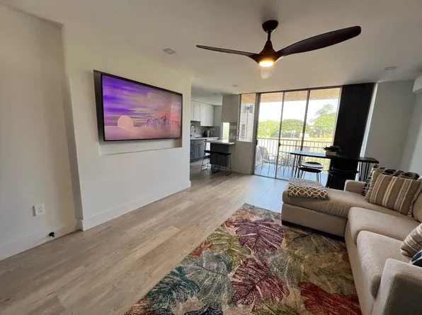 35 Walaka St APT P211, Kihei, HI 96753