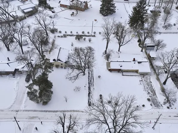 1731 Neuhaus Dr, Fort Wayne, IN 46808