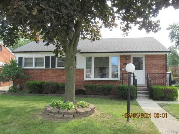 1000 Cardwell St, Garden City, MI 48135