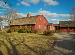 1236 Hope St, Bristol, RI 02809