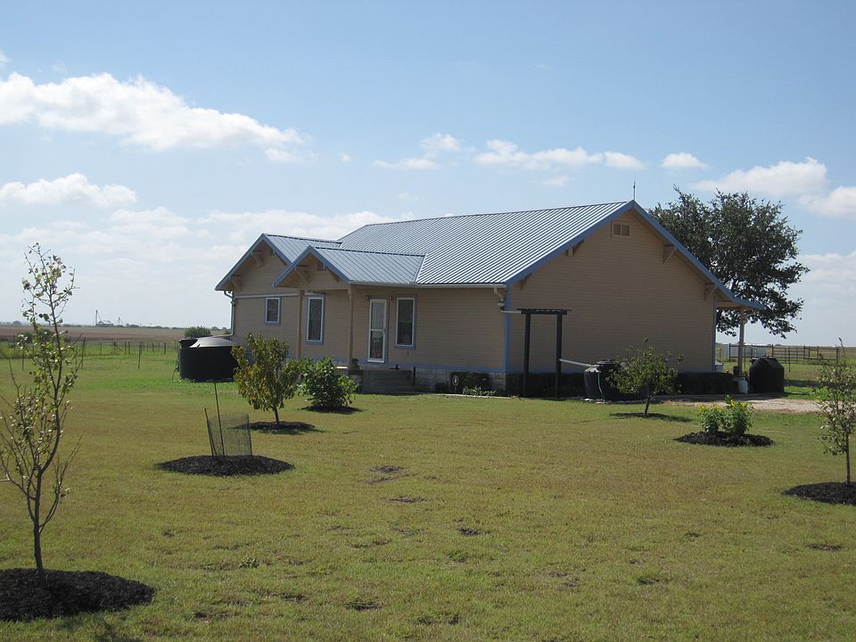 1st image of 3880 County Road 302