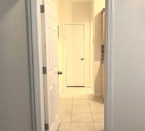 4th image of 3264 41st St APT 1A
