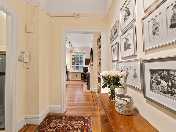 3rd image of 35 W 9th St APT 2D
