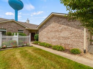 958 Kirkpatrick Pl, Greenfield, IN 46140