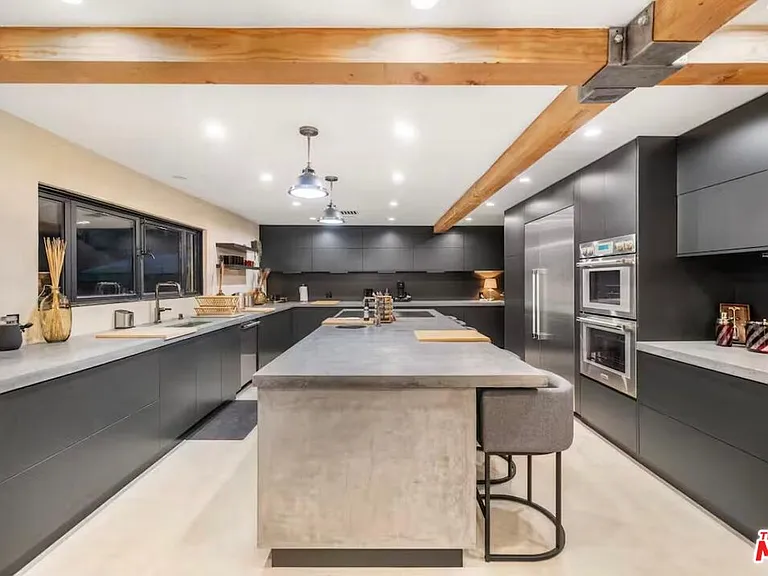20322 Del Campo Pl — Photo 10