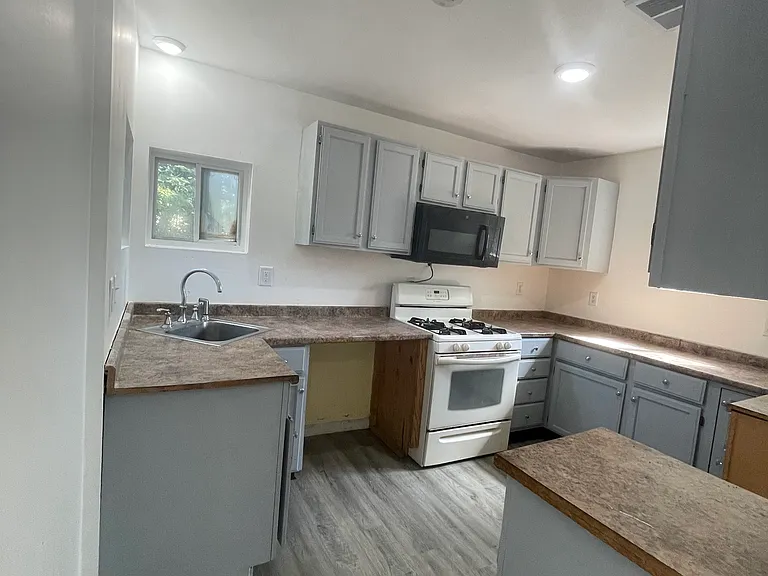 2902 John L Portis Dr — Photo 6