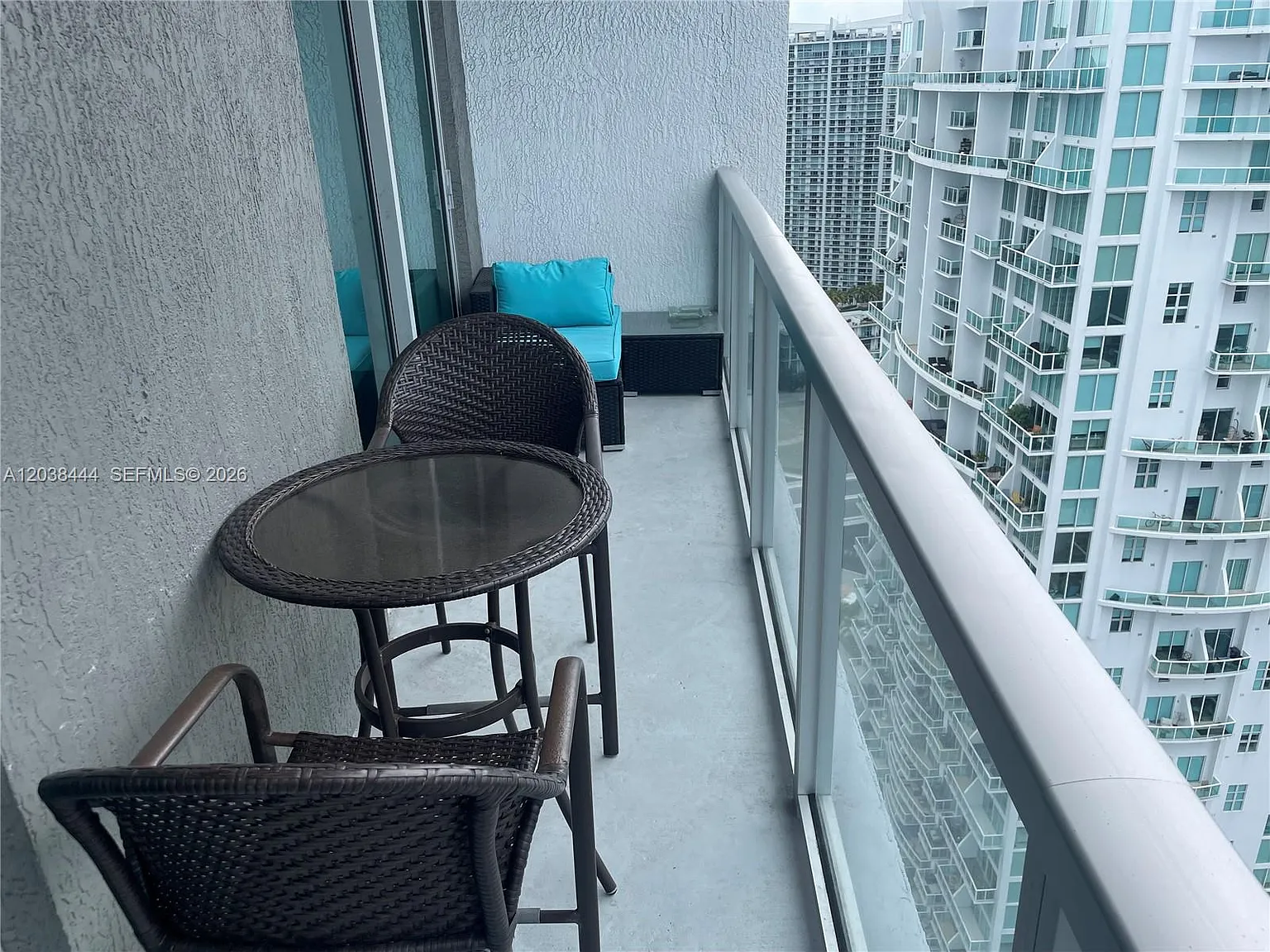 500 Brickell West Condo — Photo 4