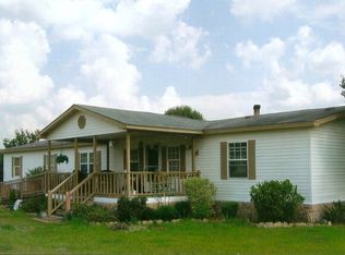 116 Bird Dog Ln, Nashville, GA 31639