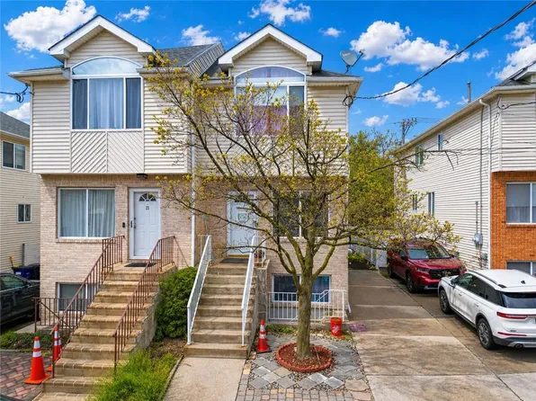 21 Bentley Ln, Staten Island, NY 10307