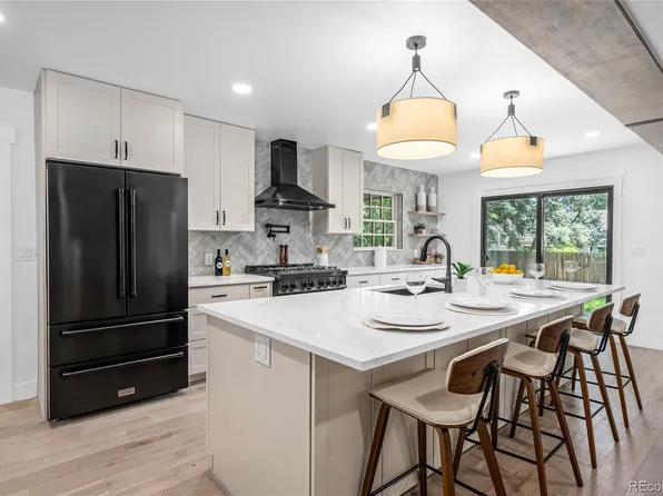 10026 E Berry Drive, Greenwood Village, CO 80111