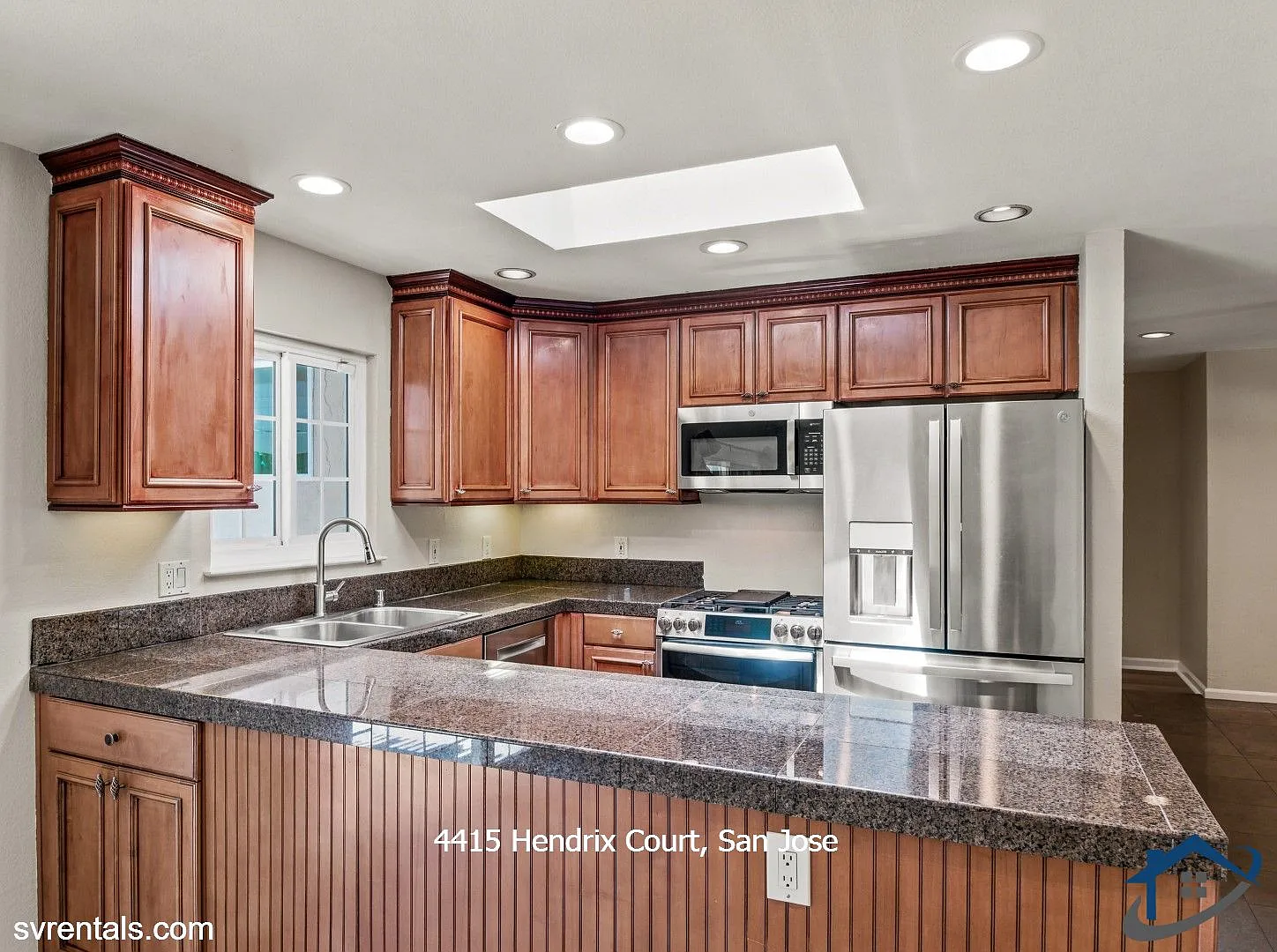 3 bed, 1572 sqft, $5,200 — Photo 2