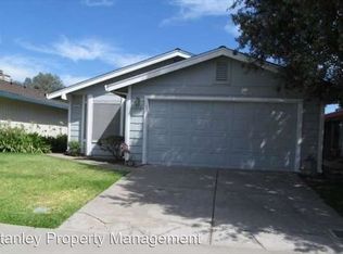 7437 Golf Club Ct, Sacramento, CA