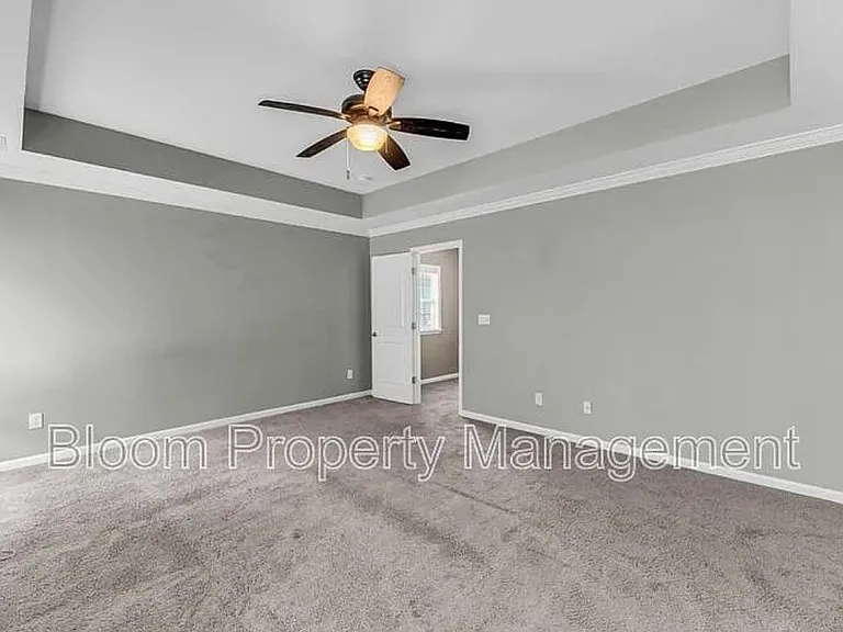 8423 Taylor Plantation Rd — Photo 27