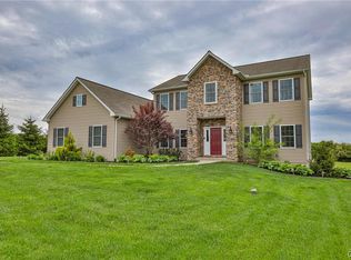 2704 New England Dr, Nazareth, PA 18064