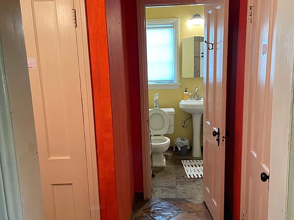 2nd image of 720 W McDowell Rd APT 4