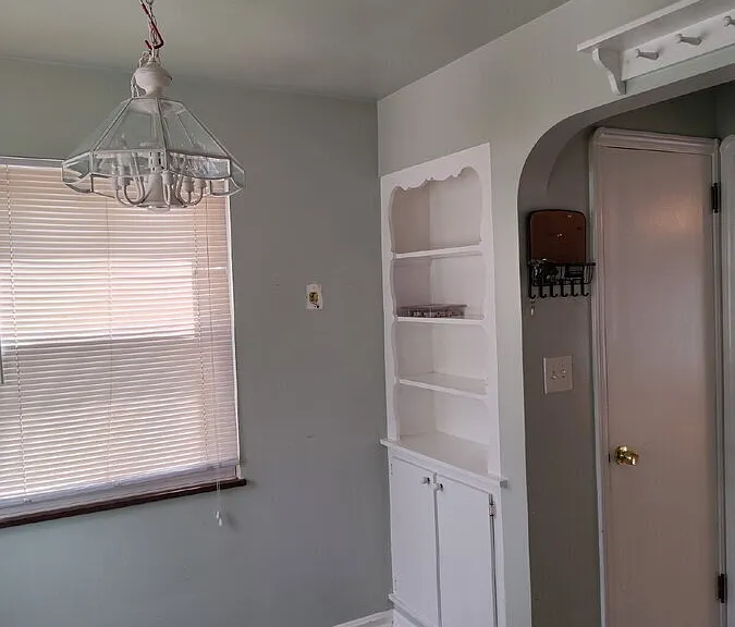 465 Huntmere Dr — Photo 7