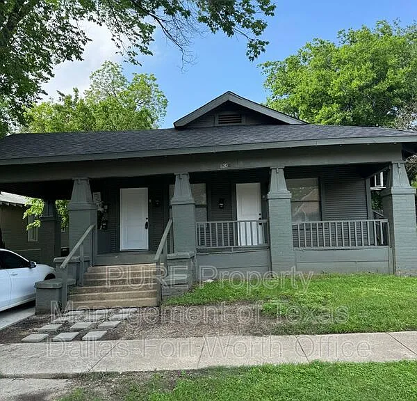 1208 Hawthorne Ave #B — Photo 2