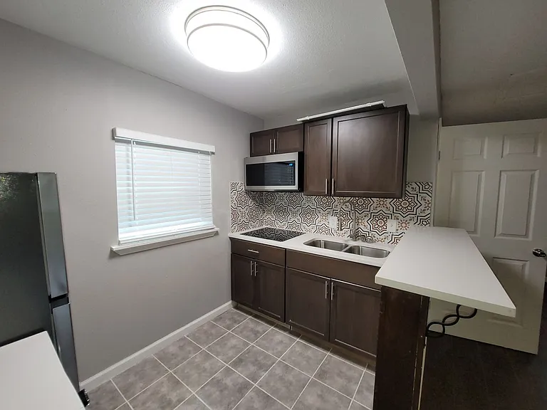 234 Senisa Dr — Photo 1