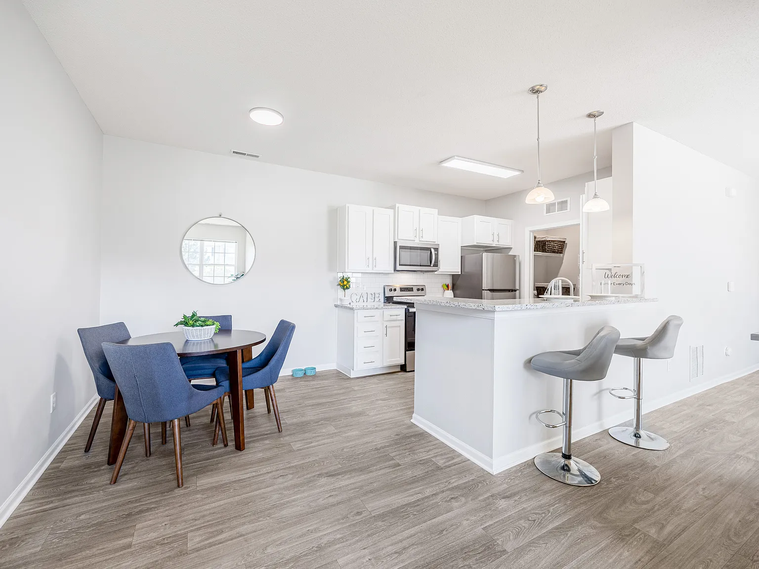 Cascade Shores Townhomes + Flats — Photo 2