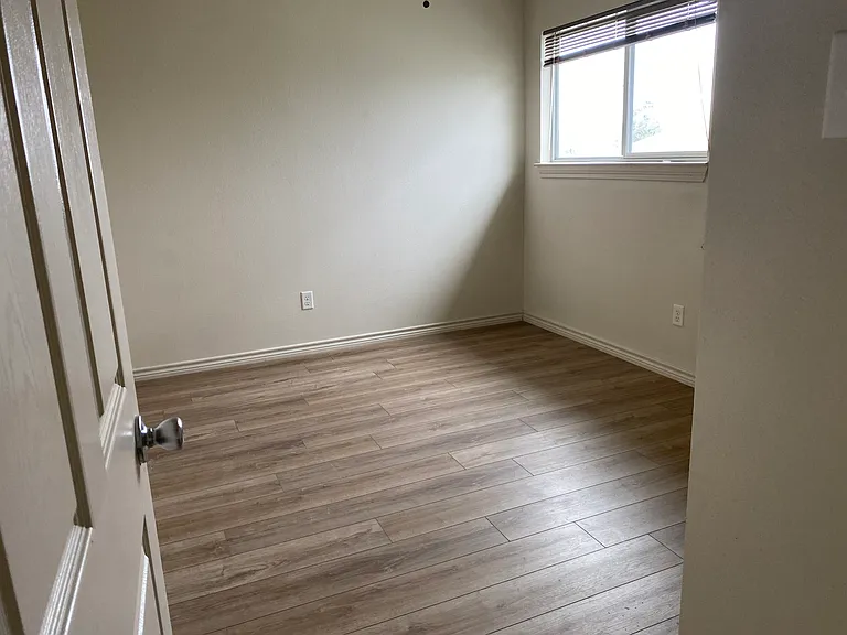 Bedroom #1