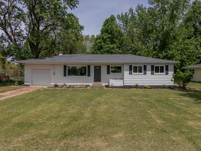 32300 56th Ave, Paw Paw, MI, 49079