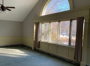 181 Stage Rd, Nottingham, NH 03290