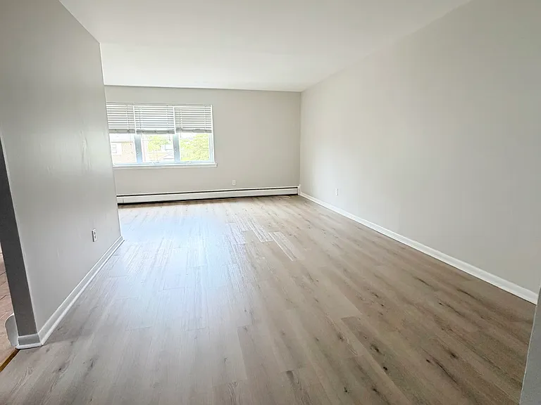 2243 Faunce St #2 — Photo 4