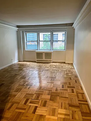 Rented by Owner | media 11