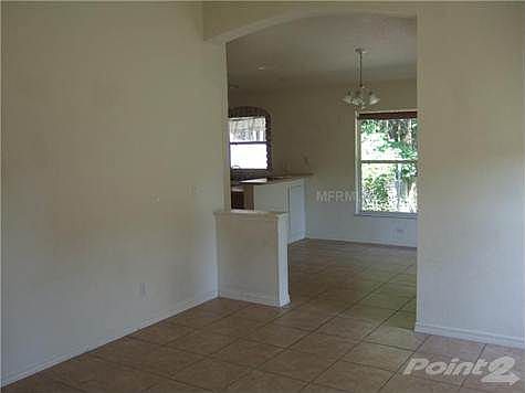 3rd image of 8607 Villa Largo Dr