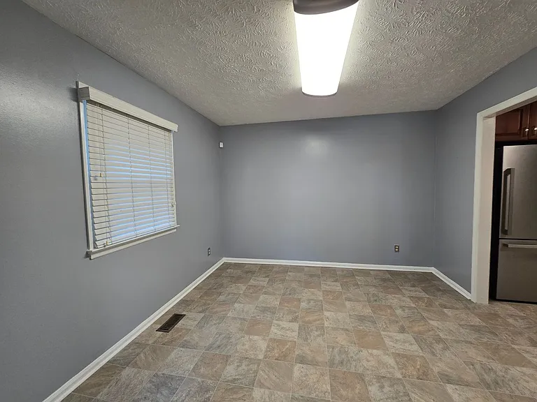 6957 Bone Creek Dr — Photo 3