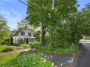 31 W Lake Rd, Branchport, NY 14418