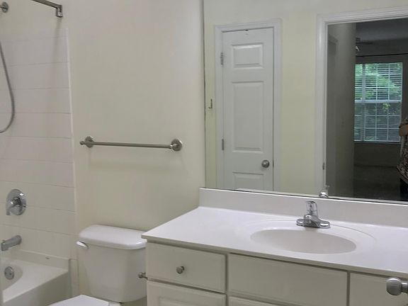 Private restroom (one for each bedroom)