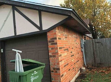 3rd image of 1022 Richmond St
