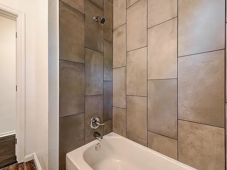 2416 SW 33rd St — Photo 26