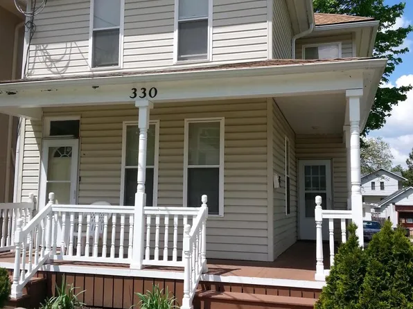 330 Moseley St, Elgin, IL 60123