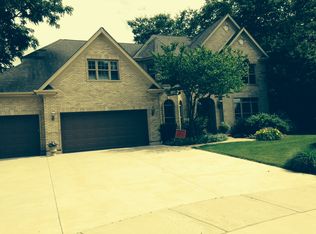 1860 Cool Creek Dr, St Charles, IL