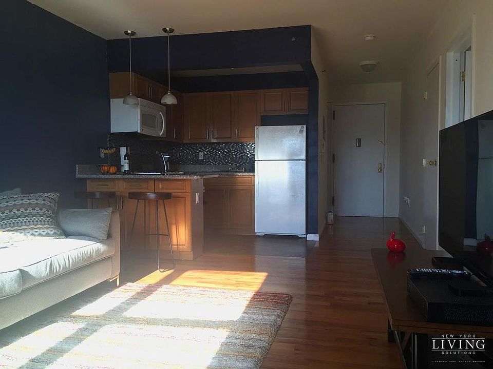 1st image of 3714 32nd St APT 409
