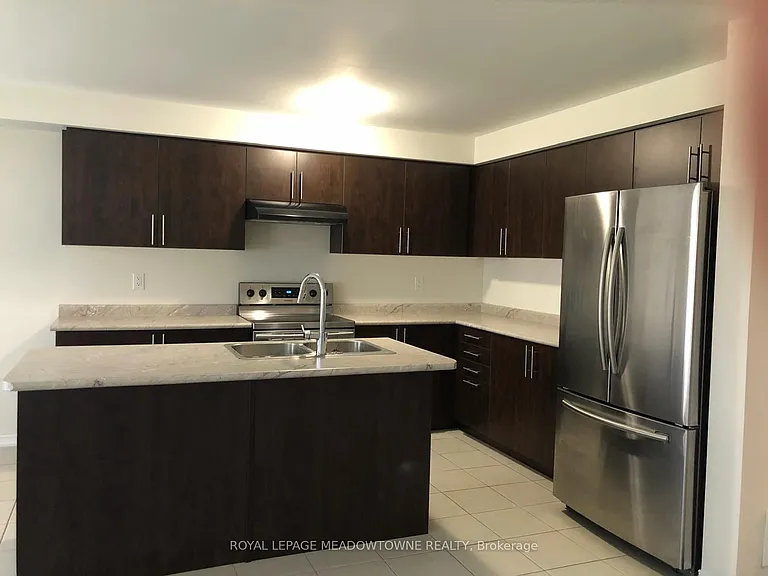 20 Butcher Cres — Photo 8