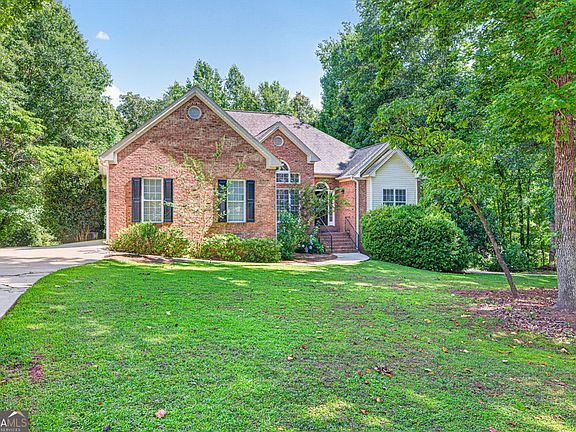 4th image of 323 Oconee Ln