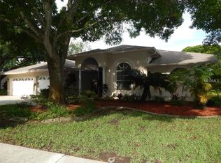 2003 Swan Ln, Palm Harbor, FL 34683