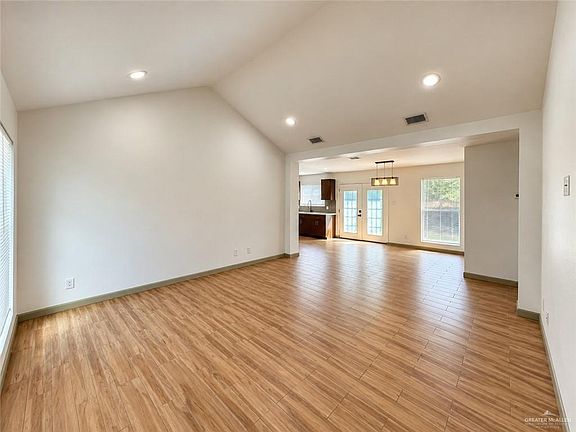 2nd image of 3605 Yucca Ave