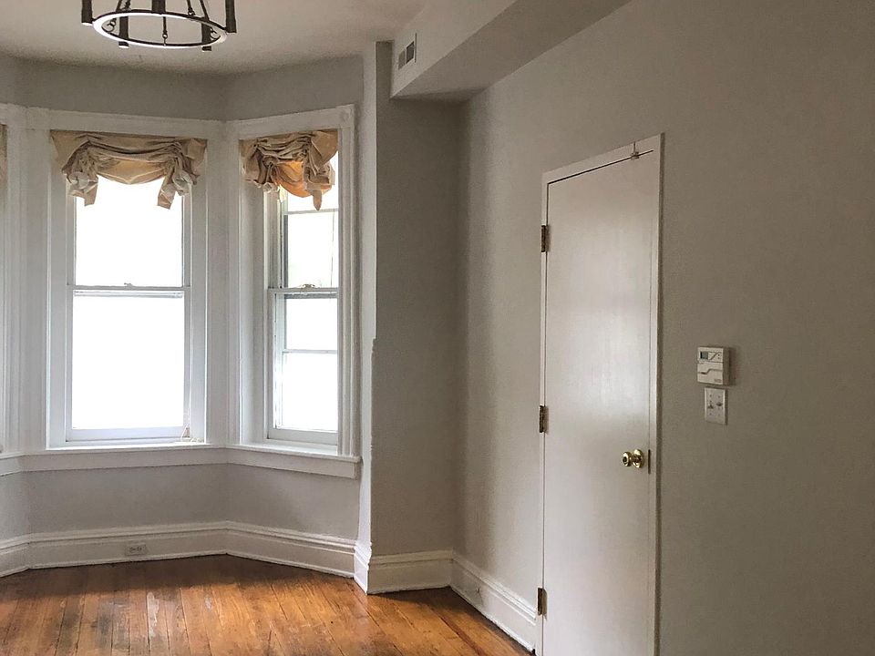 1st image of 2708 E Broad St APT 1
