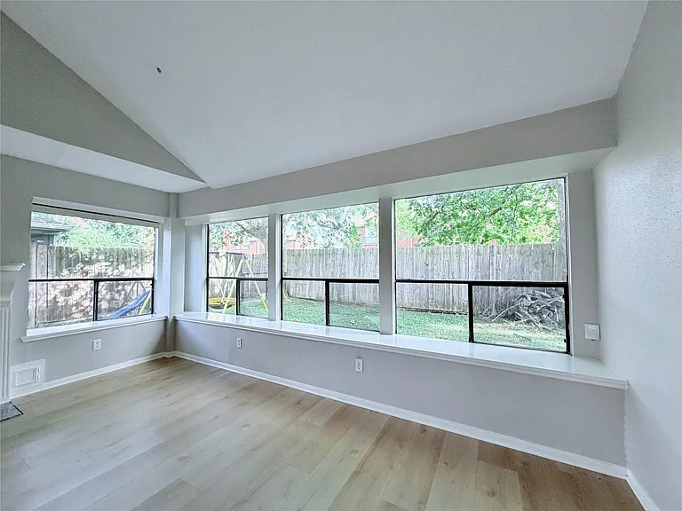 13535 Gaby Virbo Dr — Photo 10